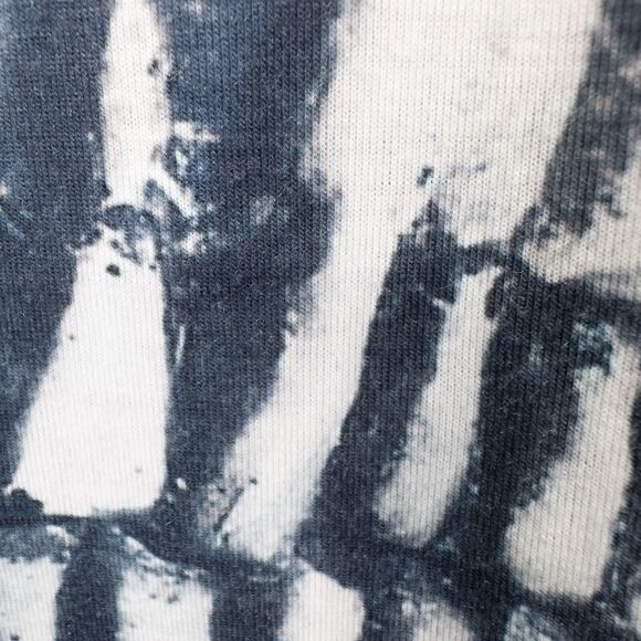 Redbubble Skull and Roses Graphic T-Shirt Unisex Small Black Grunge Goth Art - Picture 12 of 16